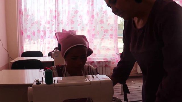 Иштихон тумани Муродобод маҳалласида туман хотин-қизлари фаоллари иштирокида семинар ташкил этилди. смотреть онлайн