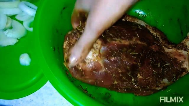 Запечённая свиная лопатка!