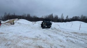 Соревнования «Лебедушкено озеро» гонки на внедорожниках и грузовиках.