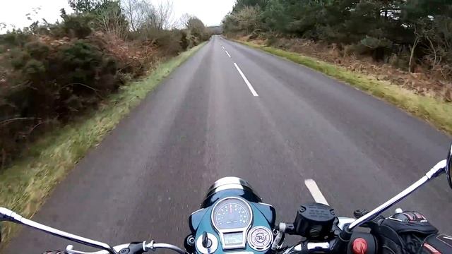  2022 ROYAL ENFIELD CLASSIC 350 REVIEW 