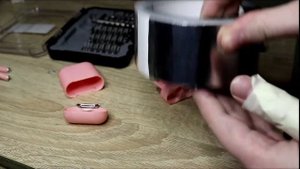 ? Наушники беспроводные ( не заряжаются ) Что делать, если не работает наушник
