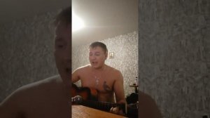 Я вновь кусаю губы