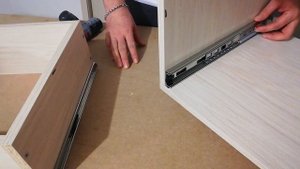 ПРИКРОВАТНАЯ тумбочка СВОИМИ руками / Мебель для спальни - Изделие первое.