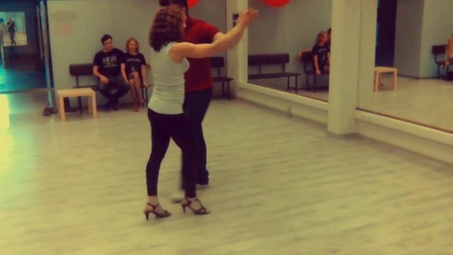 Сальса Екатеринбург. Снова узлы в танце)) смотреть онлайн