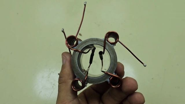 I turn big size copper wire into amazing 235v 8000w electric generator at home ? смотреть онлайн