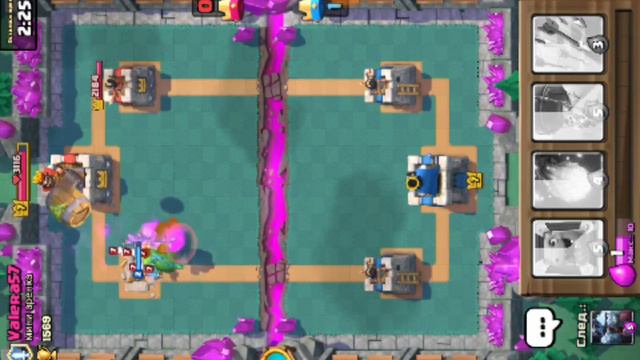 Играю 3 боя в Clash Royale. смотреть онлайн