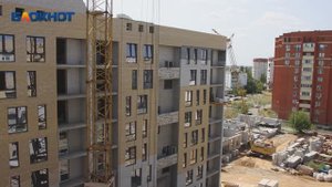 Глава Волжского принял участие в выездном совещании с застройщиком в 37 микрорайоне. ЖК «КВАРТА»