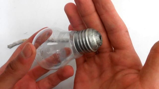 Как сделать спиртовку из  обычной лампочки