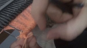 Джемпер на однофунтурной вязальной машине Нева 5. Часть 1