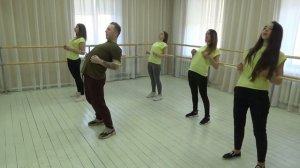 Разминка с гимнастическими палками.