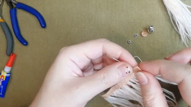 Сережки - перья розовые!