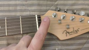 Обзор сборки китайской реплики Fender Stratocaster Surf Green накладка грифа палисандр