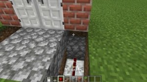 Minecraft: How to build Double Iron Doors (Easy) [Redstone Tutorial]