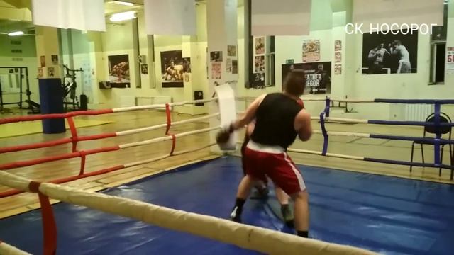 учебный бой Андрея и Игоря смотреть онлайн