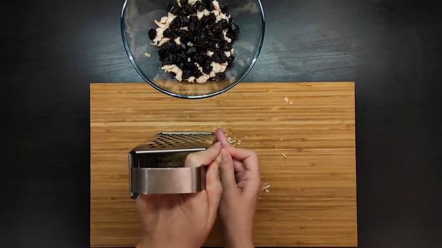 Нежный салат с курицей и черносливом смотреть онлайн