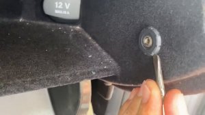 Toma AUX Mercedes C W204