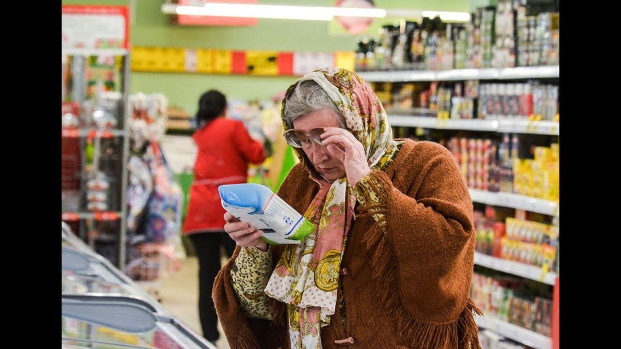 Росстат: Россияне могут позволить себе все меньше еды