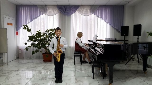 Д. Шостакович "Вальс", М. Легран "Мелодия". Исп. Петросюк Семен смотреть онлайн