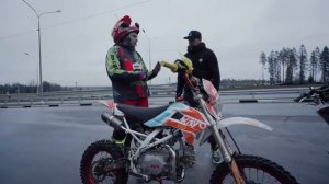 Как научиться стантить на питбайке Начинаю с нуля