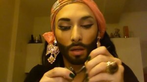 conchita wurst- make up for everyone!