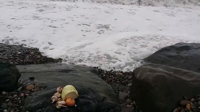 Ритуал - онлайн Смыть сильную проблему на лук, чеснок, капусту на дни Гекаты. К морской Бездне. смотреть онлайн