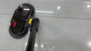 Trải Nghiệm Khả Năng Lau Nhà Của Máy Hút Bụi Dyson V15