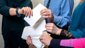 Число противников «черных» зарплат в России увеличилось более чем на 40%