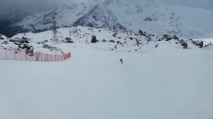 Эльбрус, гарабаши - мир, полный спуск