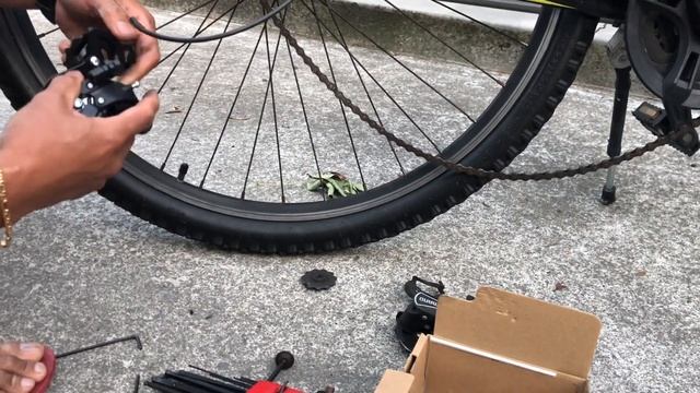 HOW TO INSTALL AND ADJUST NEW SHIMANO REAR DERAILLEUR FOR MOUNTAIN BIKE. смотреть онлайн