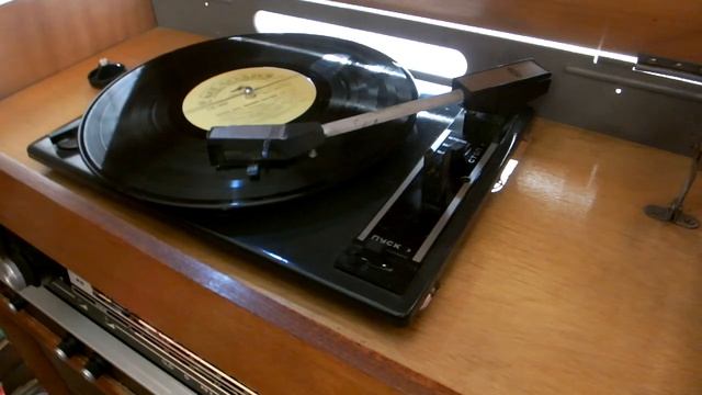 Ансамбль"Песняры":"Березовый сок"(В.Баснер-М.Матусовский) с пластинки "Всем ,кто любит песню" №17 смотреть онлайн