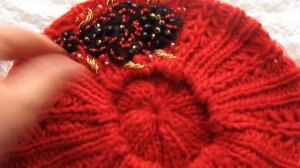 как украсить шапку.Береты от Ксении 94