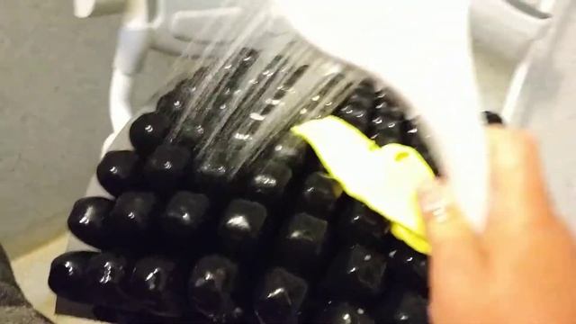 Не забывайте мыть противопролежневую подушку Roho смотреть онлайн