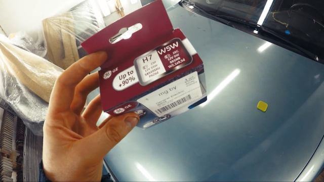 Замена ламп дальнего света и габаритов на Passat B5. И немного лоханулся. смотреть онлайн