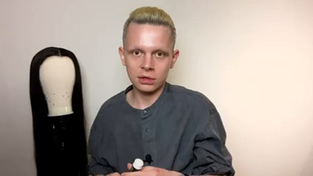 КАК ПРАВИЛЬНО НАДЕТЬ ПАРИК | КЛЕИМ ПАРИК LACE FRONT | ПАРИК С СЕТКОЙ смотреть онлайн