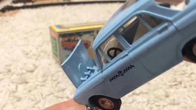 Москвич 412 Такси 1:43 СССР смотреть онлайн