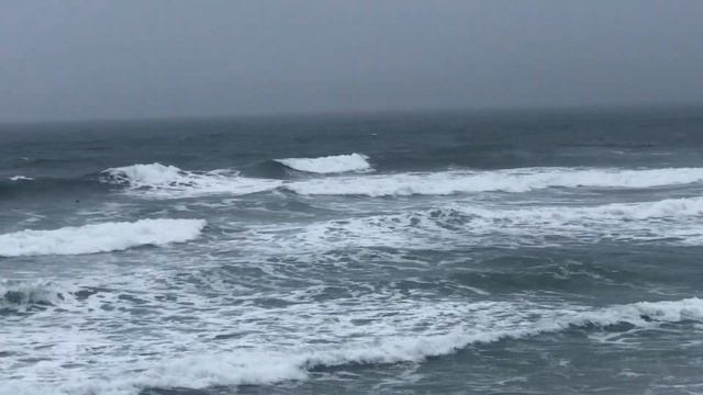 ESA Championships — Surfers Getting Hammered By Rough Waves смотреть онлайн