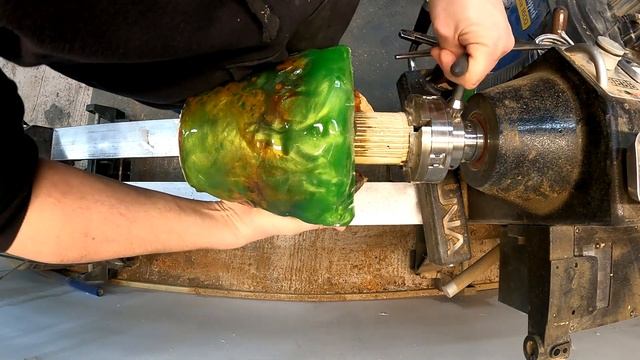 Woodturning - A Golden Delicious Log