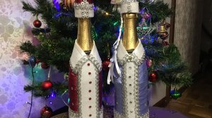 Лайвхак. Готовимся к Новому году. Дед Мороз и Снегурочка на бутылку   с шампанским своими руками.
