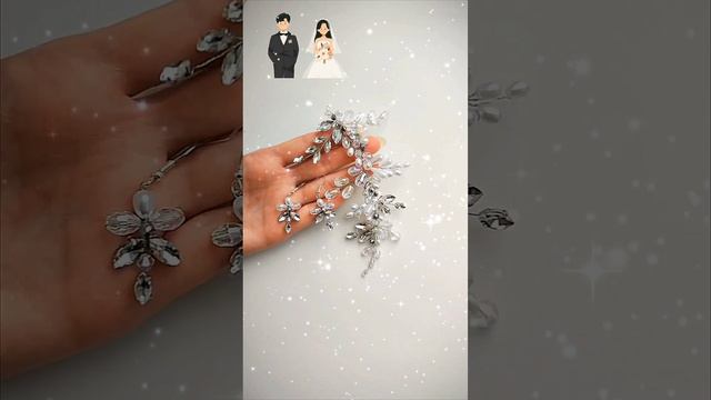 Свадебные украшения для невесты: ожерелье, серьги и веточка в прическу.