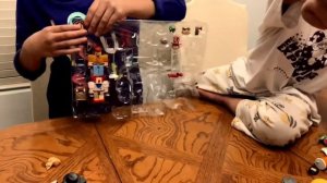 Ultimate Roblox Meme pack toy set! Unboxing and playing review.