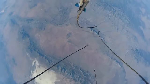 Камеру GoPro прицепили на ракету смотреть онлайн