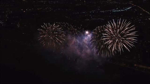 Фестиваль фейерверков в Москве съёмка с квадрокоптера