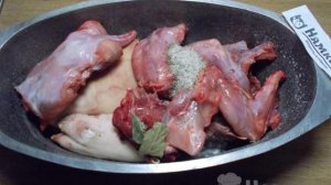 Холодец из свиных ножек и кролика к праздничному столу