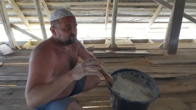 Утепление потолка опилками с известью и гипсом, и камышом. Часть первая.