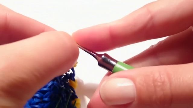 СУМОЧКА /КОШЕЛЕК/ Лумигуруми из резинок Rainbow Loom/ БЕЗ СТАНКА/ Радужки Rainbow Loom смотреть онлайн