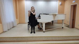 П.И Чайковский" Старинная Французская песенка" , поперечная блок-флейта