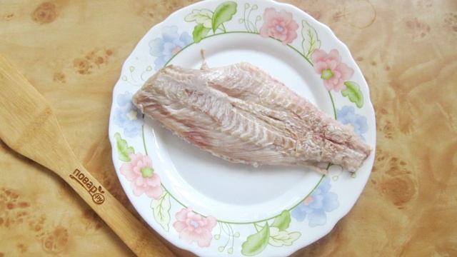 Камбала в панировочных сухарях на сковороде