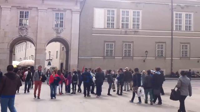 Центральная площадь Зальцбурга. Резиденцплац (Residenzplatz). смотреть онлайн