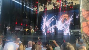 Мусорный ветер. Первая песня выступления группы Крематорий на рок-фестивале Чернозём 2023