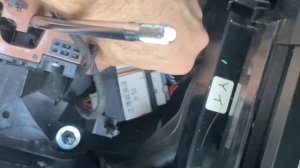 Установка блока подогрева (сиденья) на Toyota Land Cruiser 200